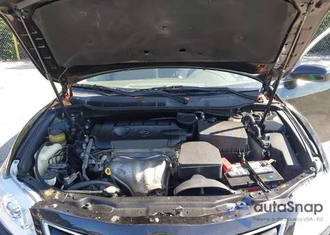 2011 Toyota Camry z USA, uszkodzony, nr VIN 4T1BF3EK6BU708750